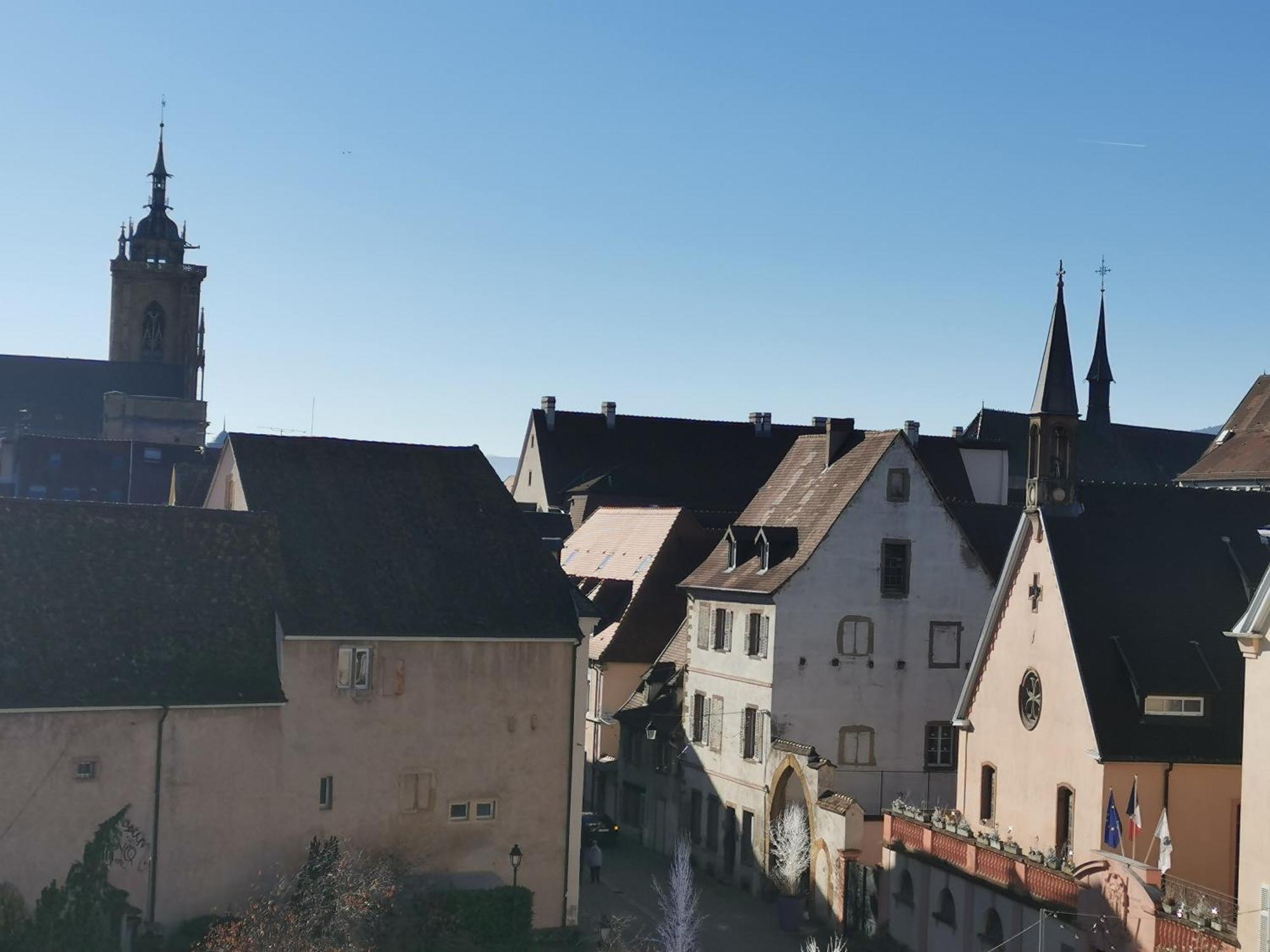 Logement Colmar Centre Avec Parking Buitenkant foto